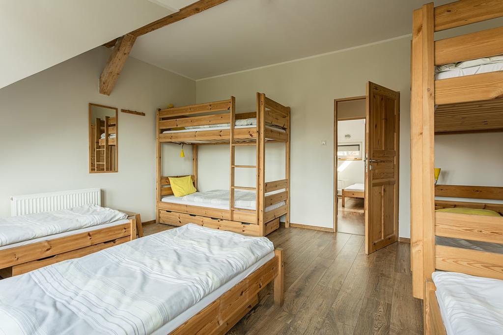 Hostel Wolna Chata กดัญสก์ ภายนอก รูปภาพ