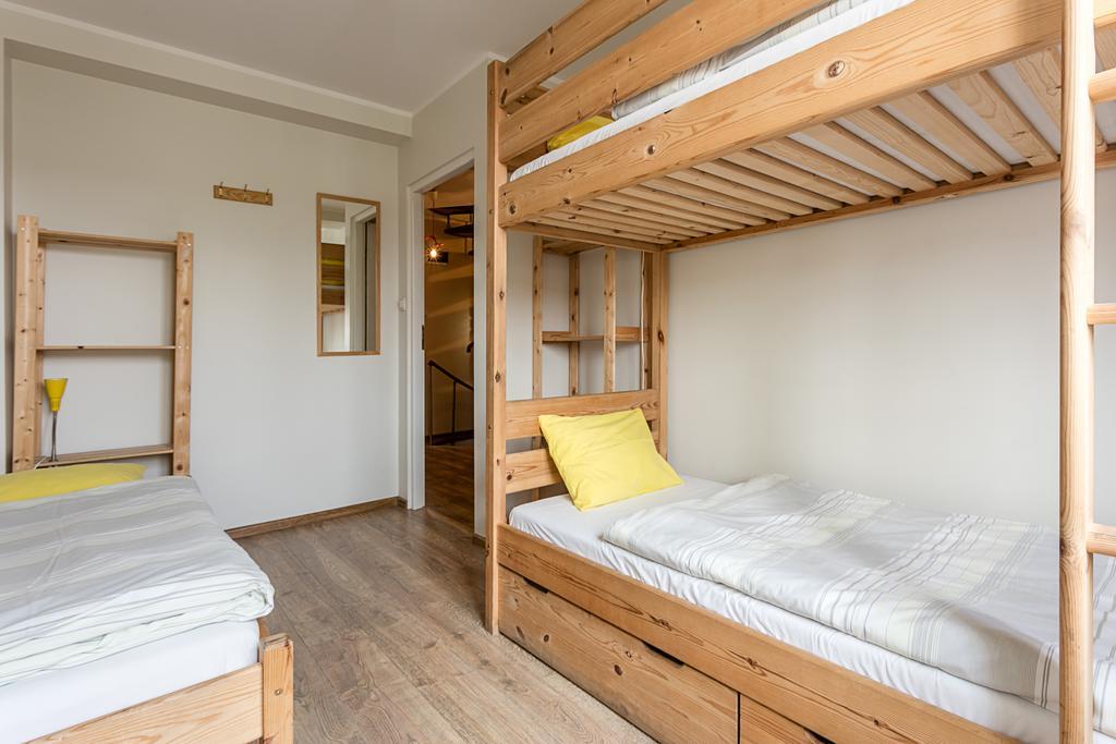 Hostel Wolna Chata กดัญสก์ ภายนอก รูปภาพ